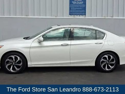 Used 2017 Honda Accord EX-L image 3