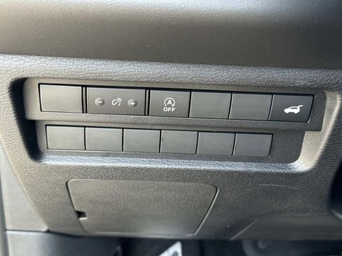 New 2026 Mitsubishi Outlander SEL FWD image 42