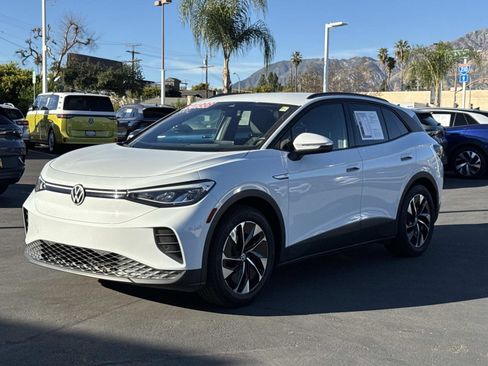 Certified 2021 Volkswagen ID.4 Pro image 3