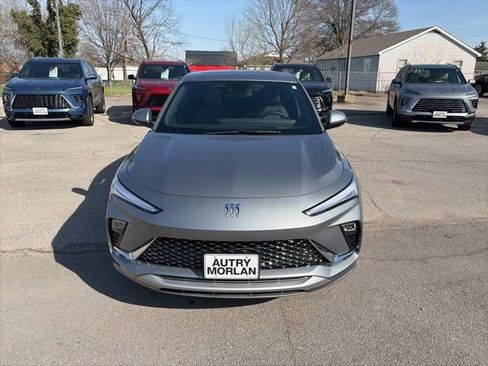 New 2026 Buick Envista Avenir FWD image 9