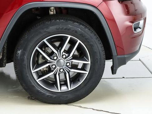 Used 2020 Jeep Grand Cherokee Limited w/ Luxury Group II image 55