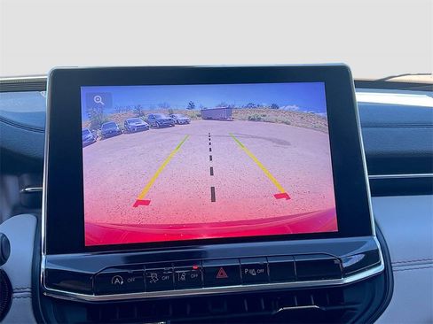 Used 2022 Jeep Compass Limited image 13