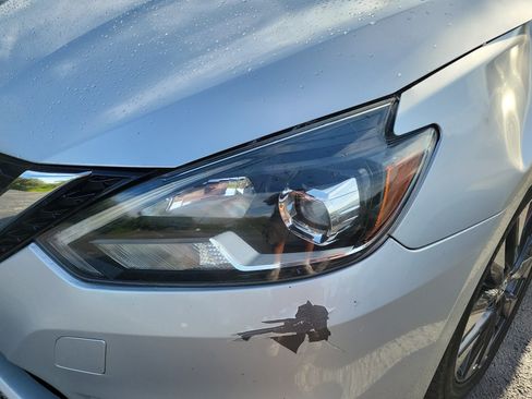 Used 2017 Nissan Sentra SR FWD image 4