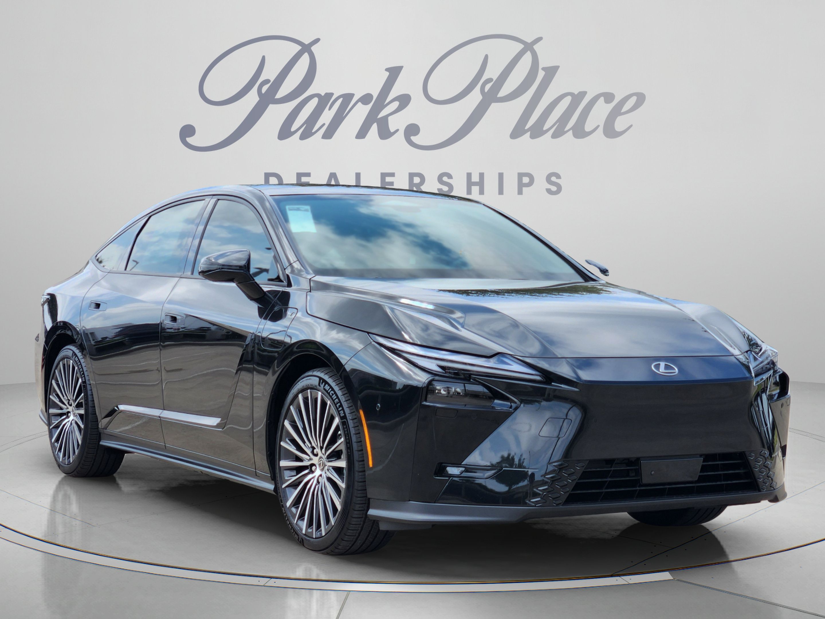 New 2026 Lexus ES 350e FWD image 4