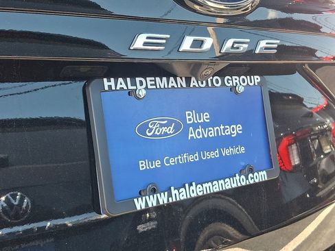 Used 2023 Ford Edge SEL w/ Convenience Package AWD/4WD image 10