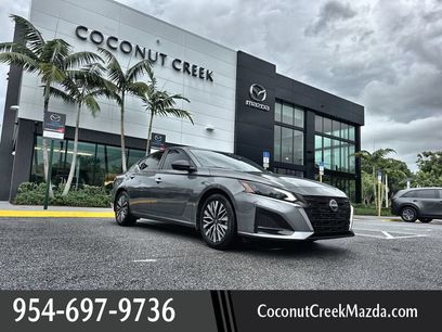 Used 2024 Nissan Altima 2.5 SV