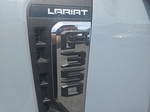 Used 2025 Ford F350 Lariat w/ Tremor Off-Road Package AWD/4WD image 41