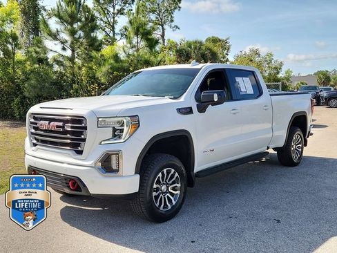 Certified 2021 GMC Sierra 1500 AT4 w/ AT4 Premium Package AWD/4WD image 2