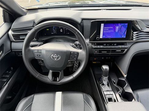 Certified 2025 Toyota Camry SE image 10