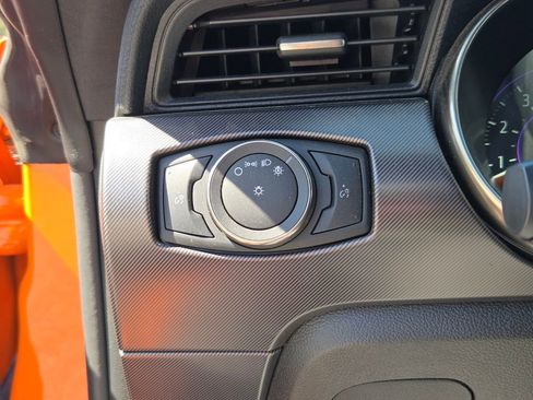 Used 2021 Ford Mustang Shelby GT500 w/ Technology Package image 30