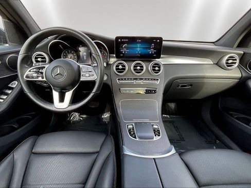 Used 2021 Mercedes-Benz GLC 300 4MATIC image 7