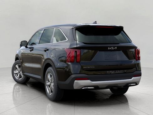 New 2026 Kia Sorento LX FWD image 4