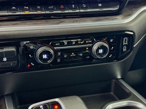 Used 2023 Chevrolet Silverado 1500 LTZ w/ LTZ Convenience Package II image 17