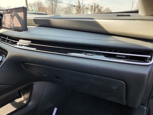 Certified 2023 INFINITI QX60 Luxe image 18