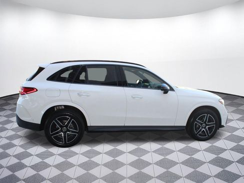 Used 2026 Mercedes-Benz GLC 300 4MATIC image 8