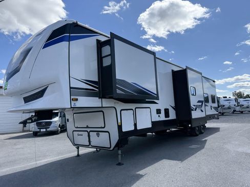 Used 2023 RAM ProMaster image 6