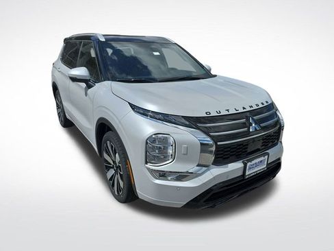 New 2025 Mitsubishi Outlander SEL image 7