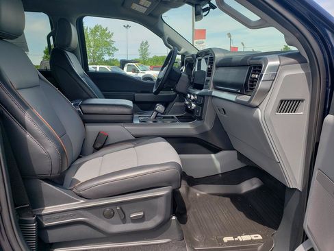 Used 2025 Ford F150 Lariat w/ Equipment Group 501A Mid AWD/4WD image 17
