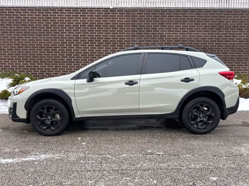 Used 2023 Subaru Crosstrek 2.0i Premium w/ Special Edition image 28