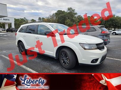 Used 2019 Dodge Journey SE w/ Connectivity Group
