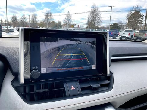 Used 2024 Toyota RAV4 XLE image 19