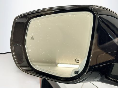 Used 2023 Jeep Grand Cherokee 4WD 4xe w/ Luxury Tech Group II image 16