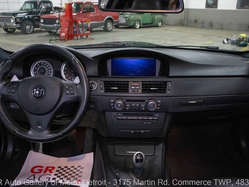Used 2013 BMW M3 Coupe w/ Premium Pkg RWD image 16