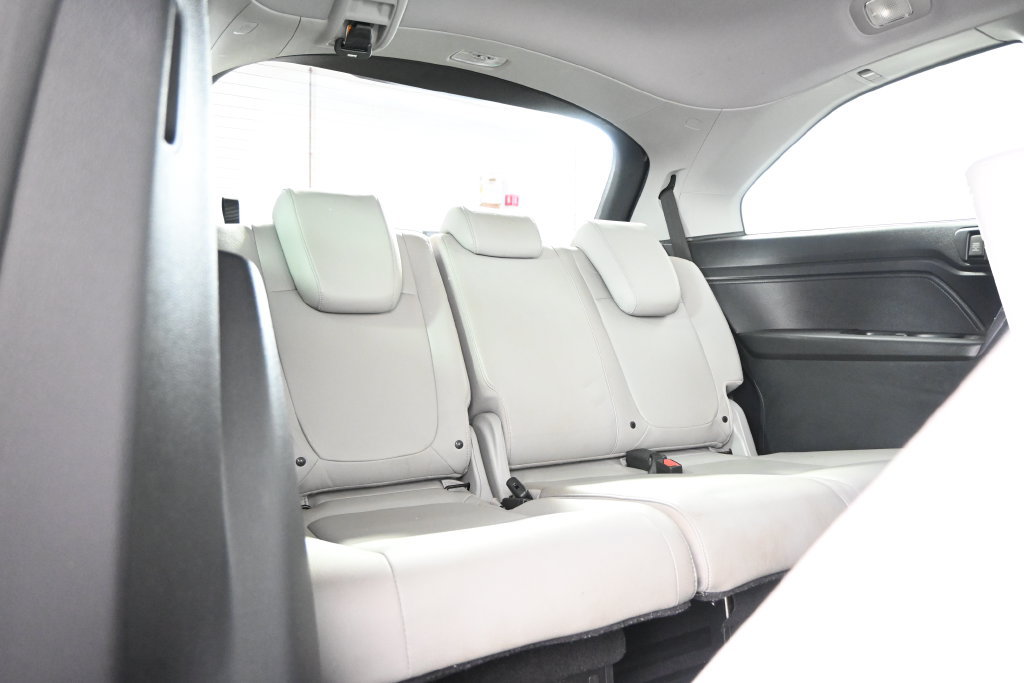 Used 2019 Honda Odyssey EX-L image 16