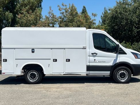 Used 2017 Ford Transit 350 138 RWD image 3