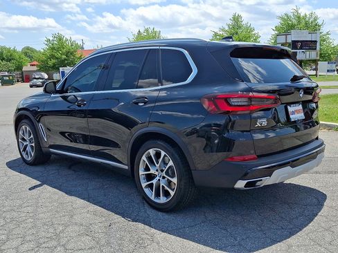Used 2021 BMW X5 xDrive40i w/ Premium Package AWD/4WD image 4