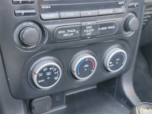 Used 2015 MAZDA MX-5 Miata Sport image 18