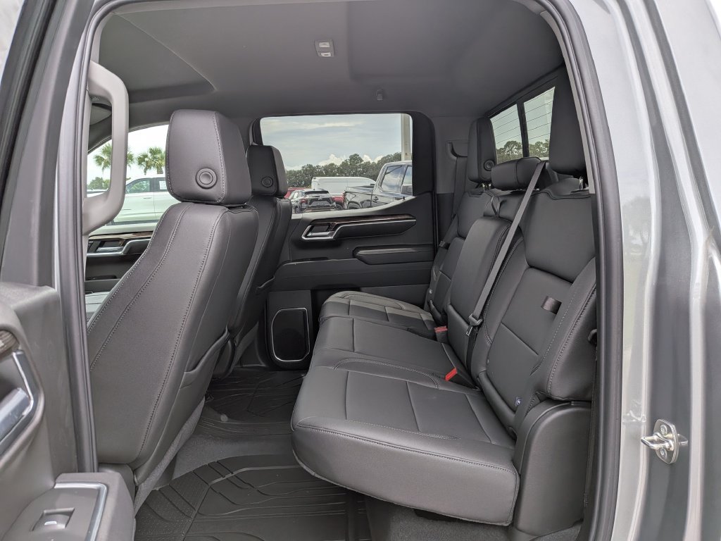New 2026 Chevrolet Silverado 1500 RST w/ RST All Star Premium Package AWD/4WD image 12