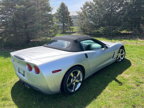 Used 2009 Chevrolet Corvette Convertible w/ Preferred Equipment Group RWD image 14