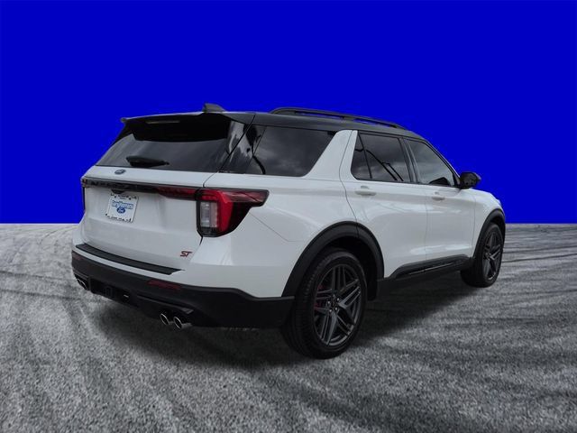 Certified 2025 Ford Explorer ST RWD image 4