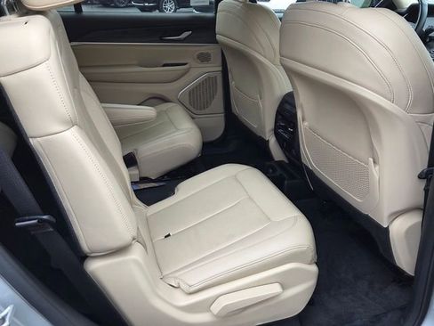 Certified 2021 Jeep Grand Cherokee L Limited image 13