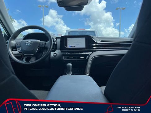 Used 2025 Toyota Camry LE FWD image 15