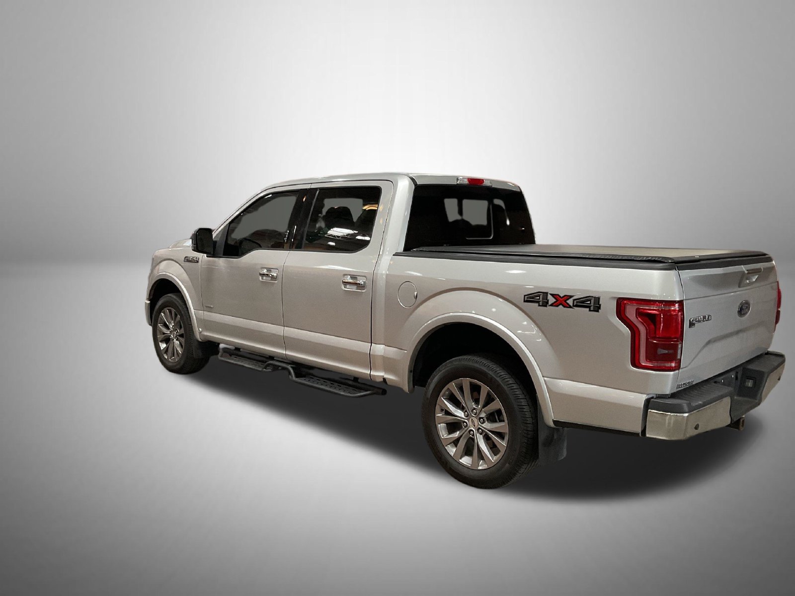 Used 2016 Ford F150 Lariat w/ Equipment Group 502A Luxury AWD/4WD image 2