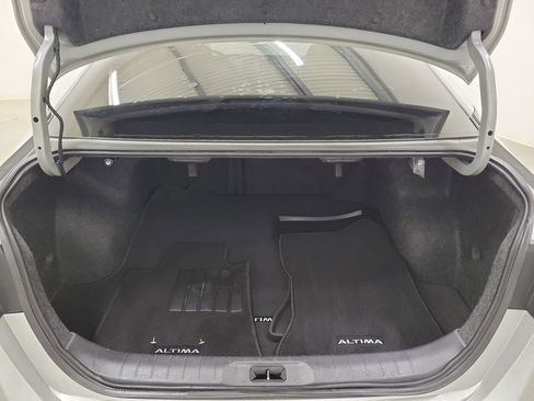 Used 2022 Nissan Altima 2.5 SV image 11