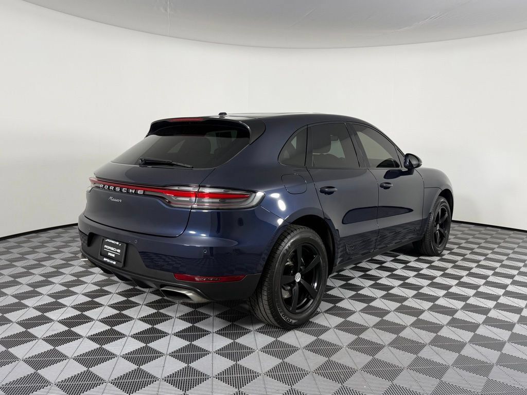 Certified 2021 Porsche Macan AWD/4WD image 9