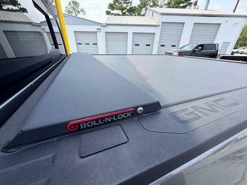 Used 2020 GMC Sierra 1500 Denali w/ Denali Ultimate Package AWD/4WD image 19