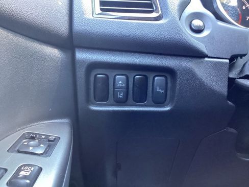 Used 2022 Mitsubishi Outlander Sport SE image 21