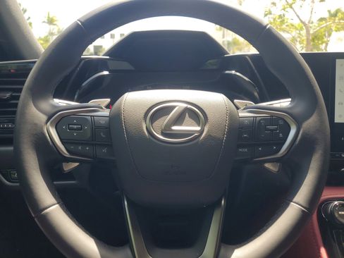 Used 2025 Lexus NX 250 FWD w/ Accessory Package (Z1) image 20