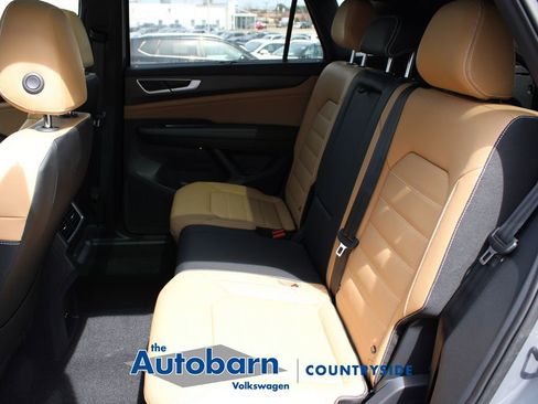 New 2026 Volkswagen Atlas Cross Sport SEL R-Line AWD/4WD image 20