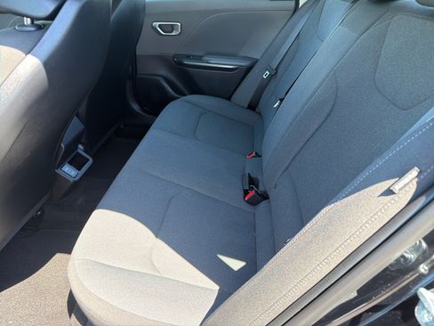 Used 2025 Kia K4 FWD image 12