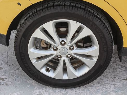 Used 2016 Kia Soul + image 9