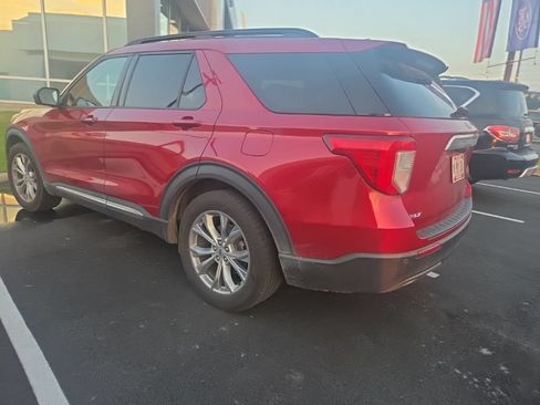 Used 2020 Ford Explorer XLT w/ Equipment Group 202A RWD image 6
