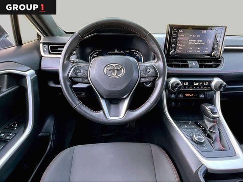 Used 2021 Toyota RAV4 SE AWD/4WD image 6