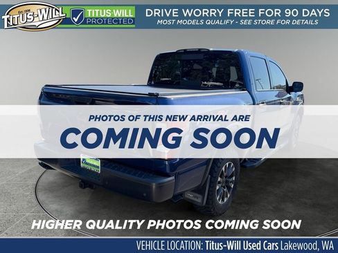 Used 2021 Nissan Titan PRO-4X w/ Pro-4x Convenience Package AWD/4WD image 4