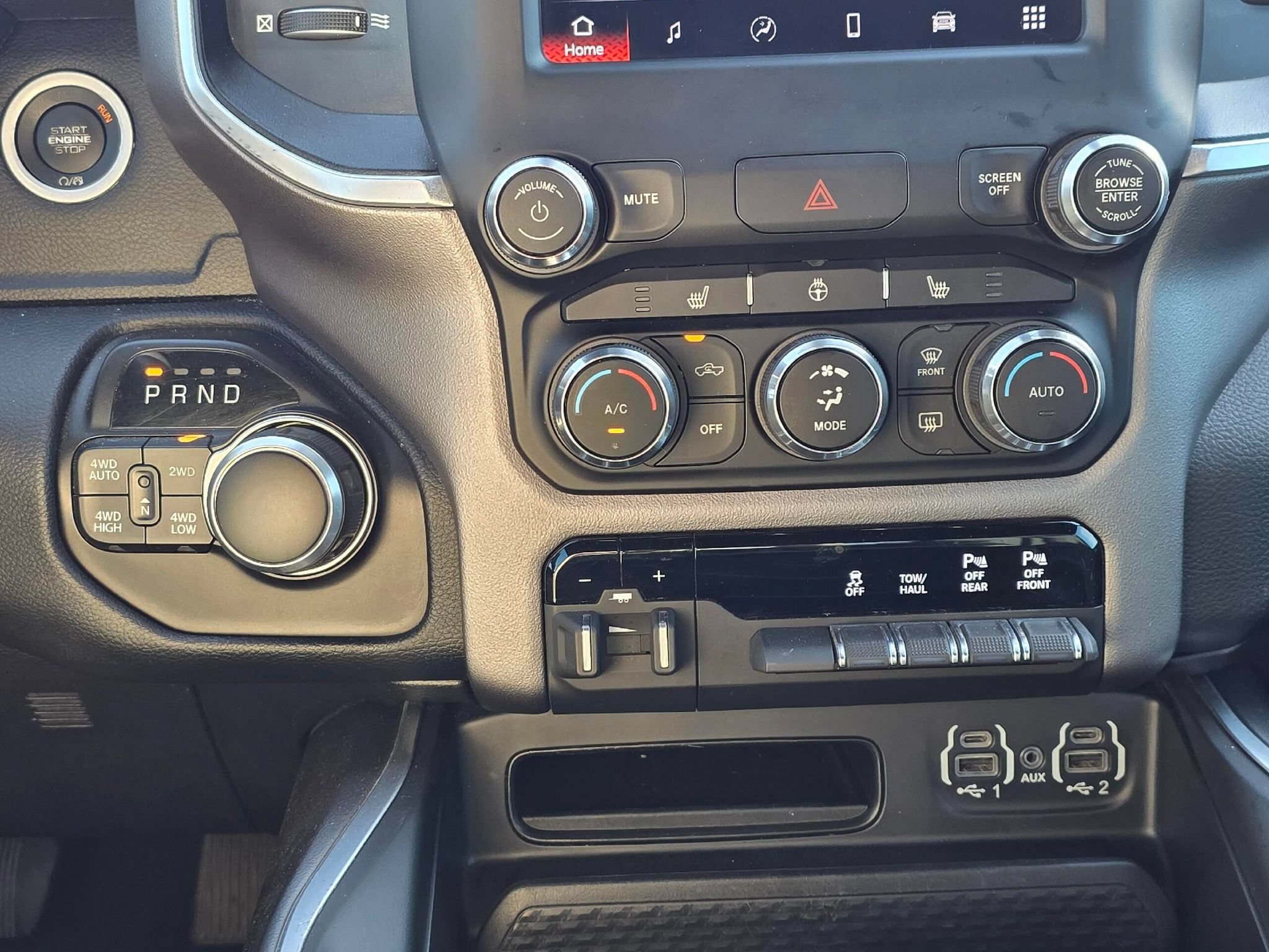 Used 2022 RAM 1500 Big Horn AWD/4WD image 18