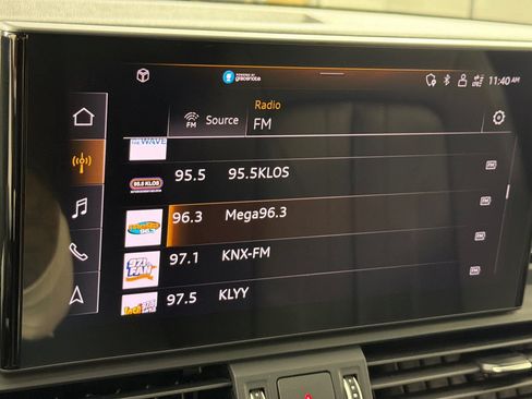 Used 2023 Audi Q5 2.0T Premium w/ Convenience Package AWD/4WD image 17